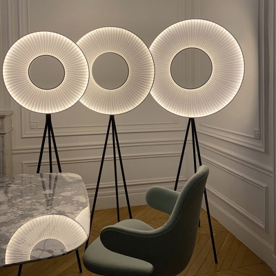 Baraha Floor Lamp