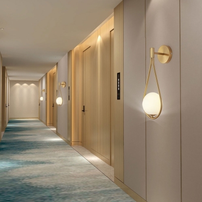 Embrace Wall Lamp