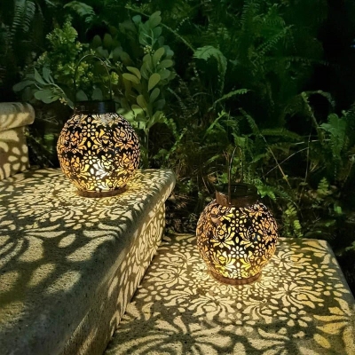 Onir Outdoor Garden Lamp