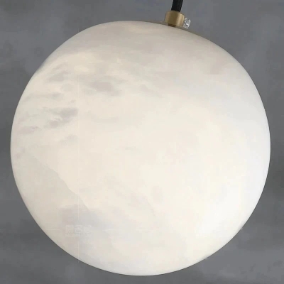 Lampadario a sfera in alabastro