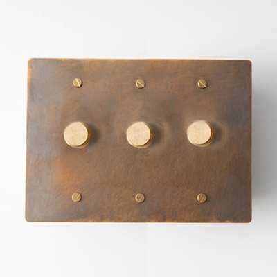 Dimmer rotativo in ottone (3 canali)